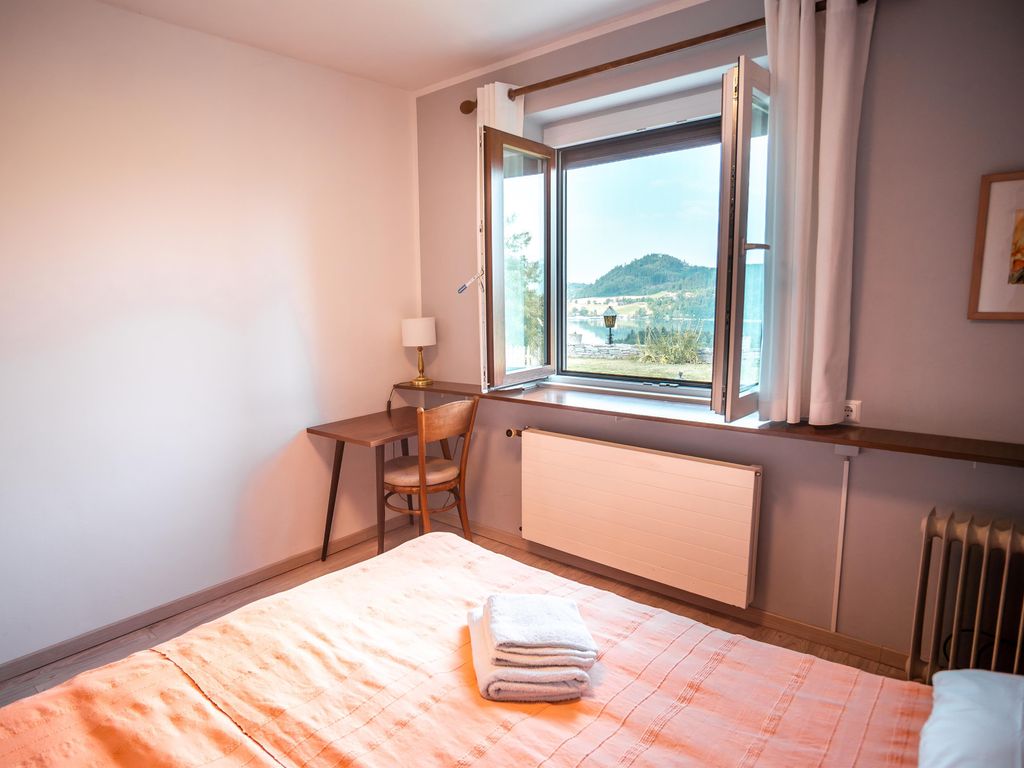 Ferienwohnung im Haus am Hügel