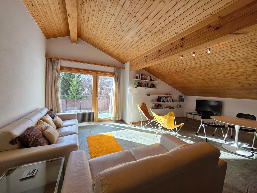 Vallesia Penthouse