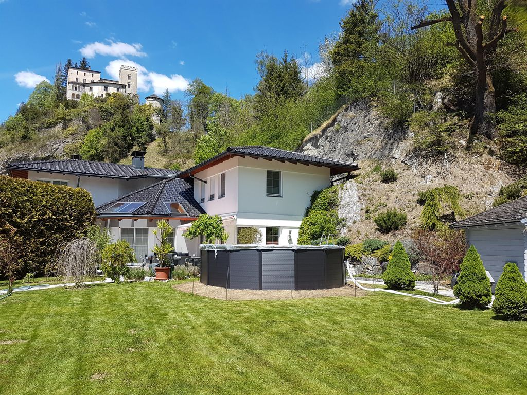 Appartement Schloss Weißensteinstraße
