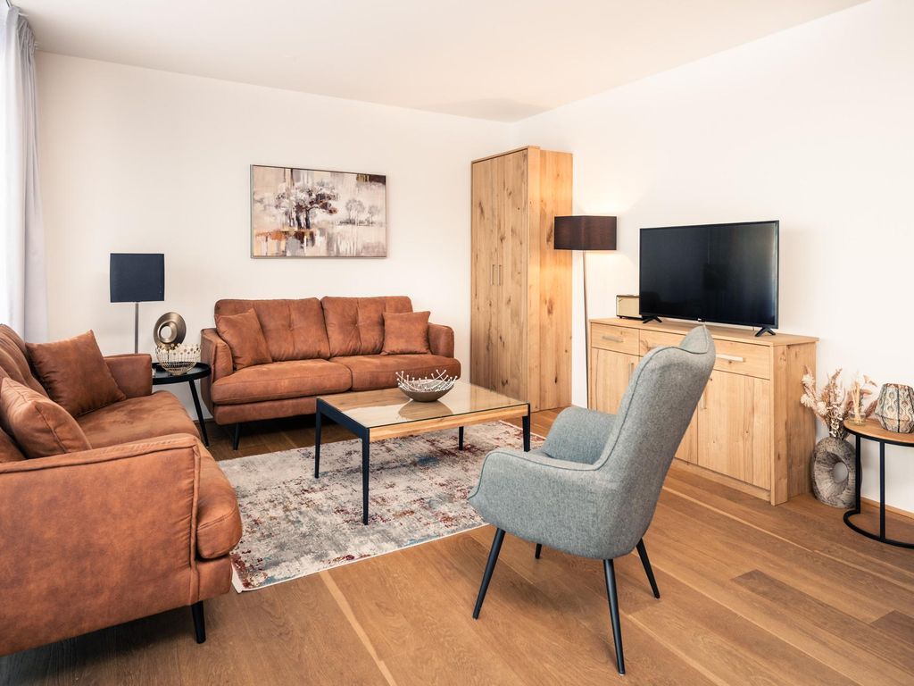 Bellevue Residences Top 1.2