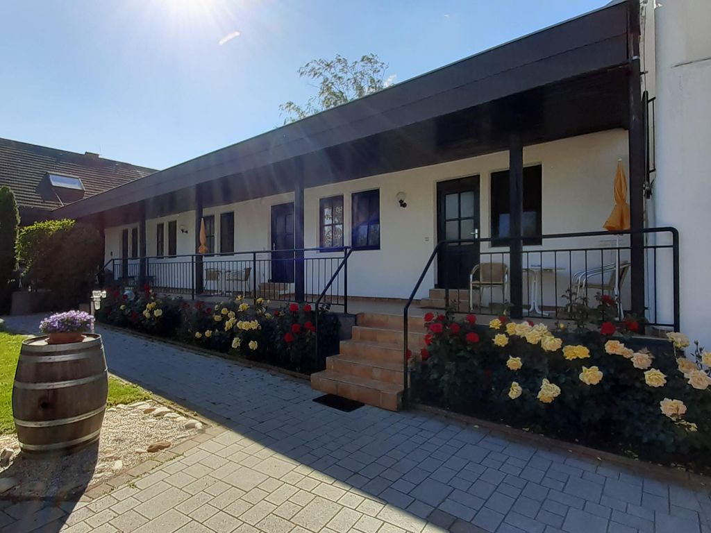 Ferienwohnung & Weingut Kroiss
