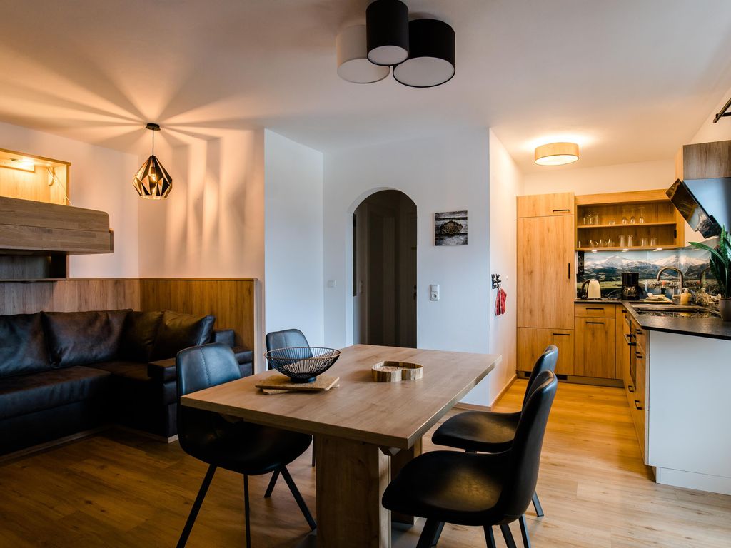 Alm-Appartement-Zell am See