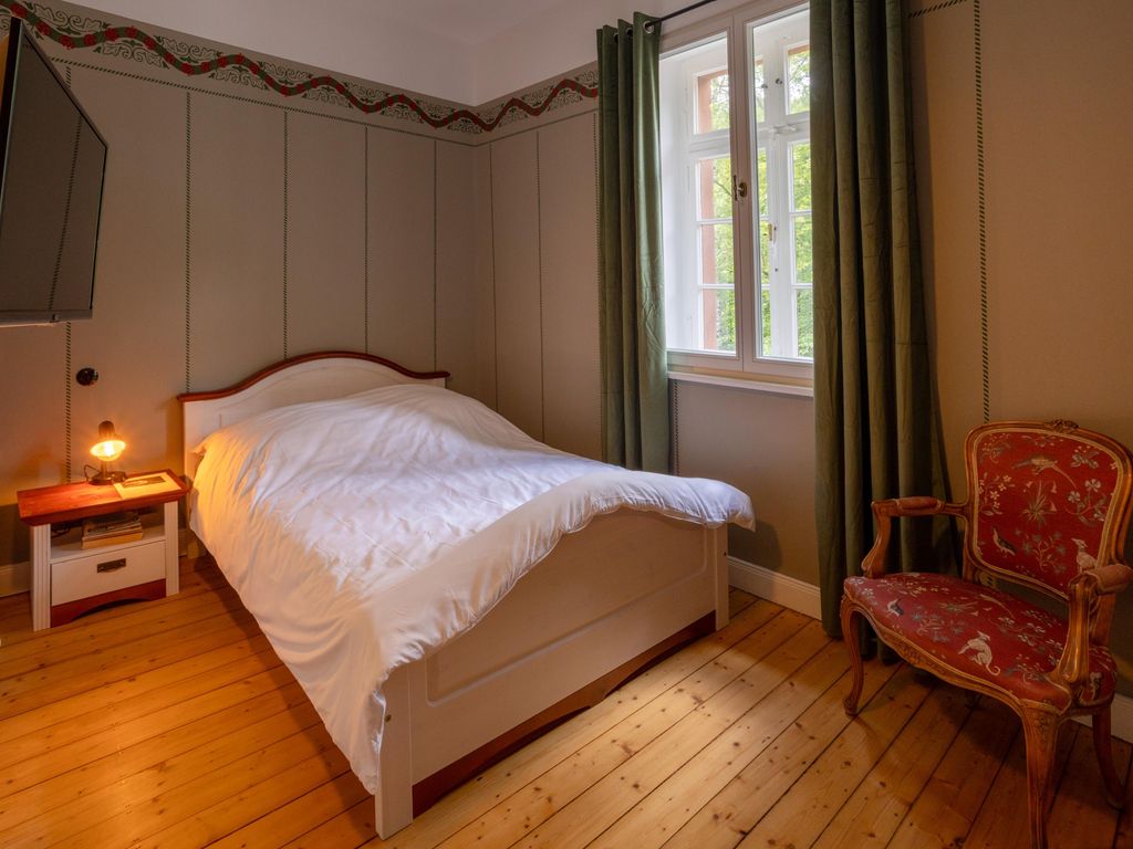 Museumsbahnhof Ahütte, Pension