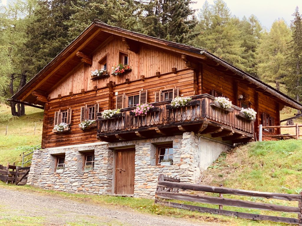 Gipper, Almhütte
