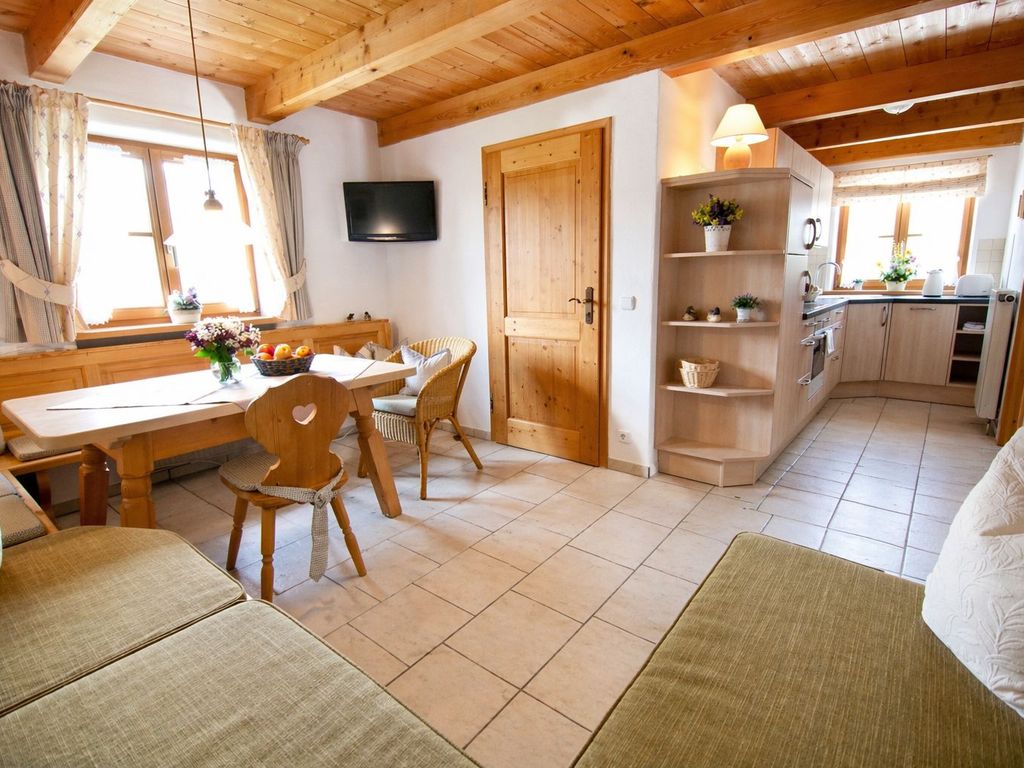Ferienhaus Katharina -  Thomas & Franziska Ullmann