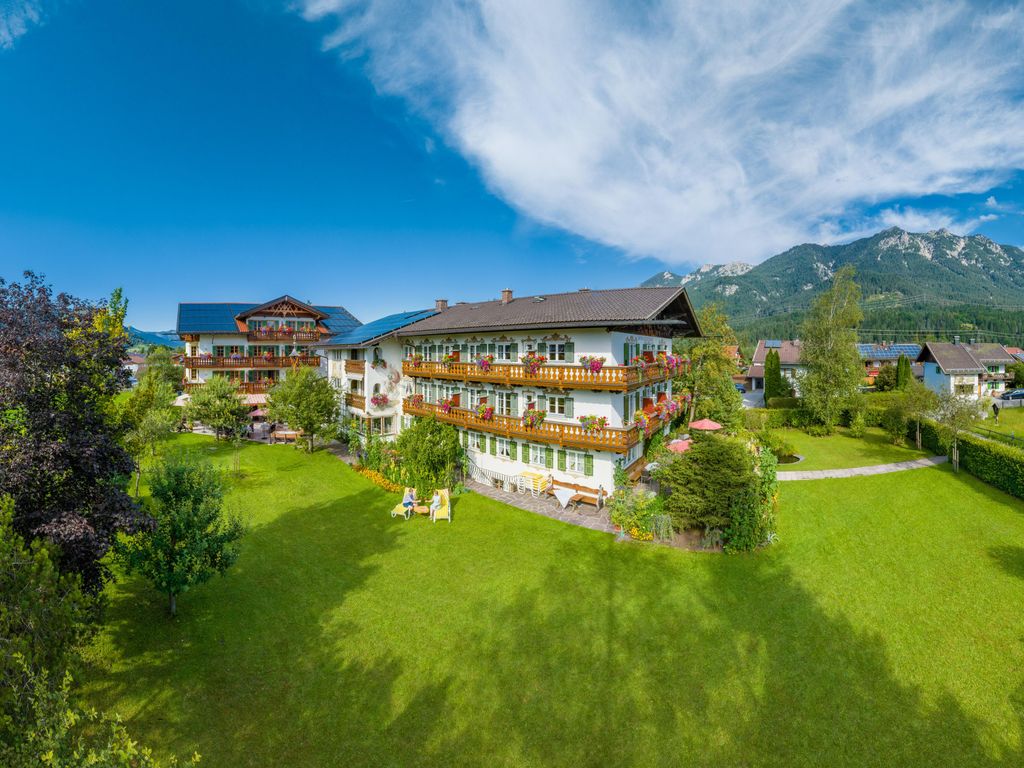 Alpenhof, Hotel