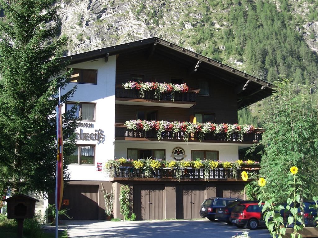 Pension und Apartment Edelweiß