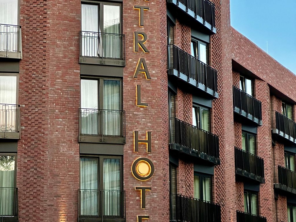 Central-Hotel