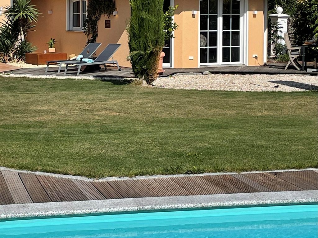 Saras Weinchalet