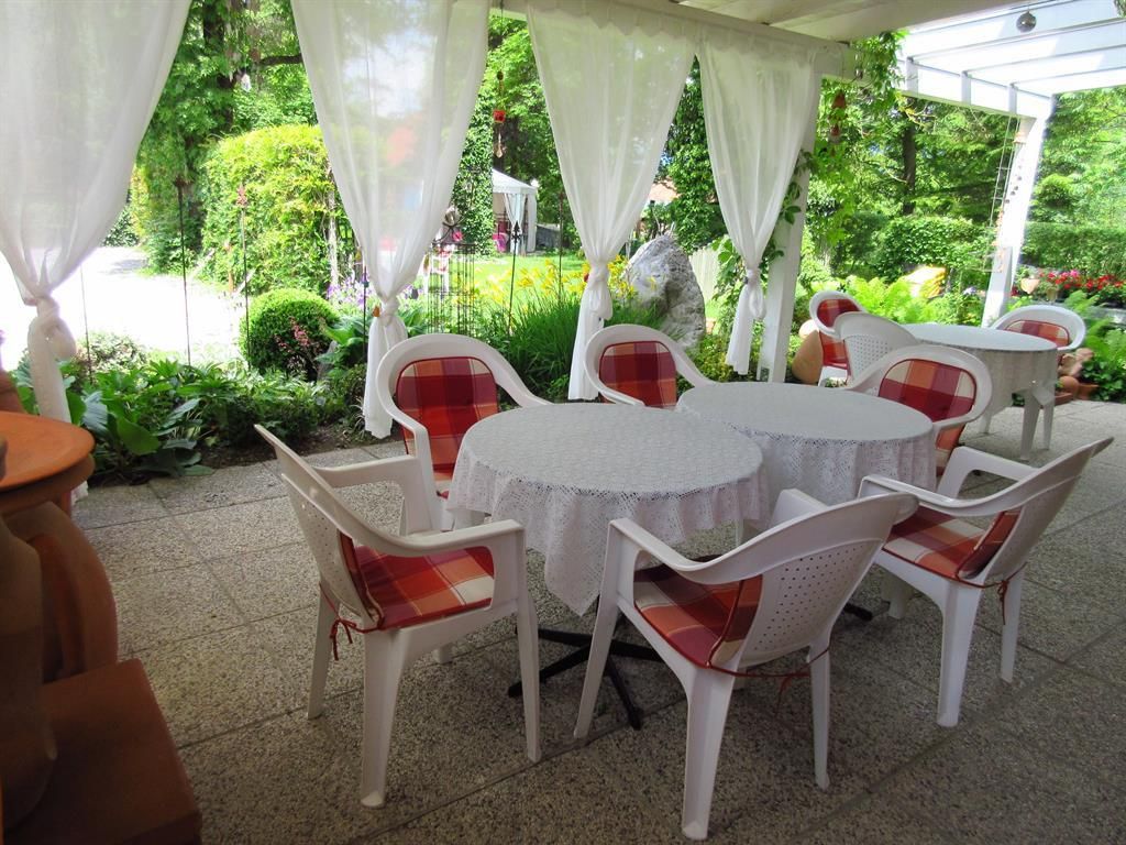 Haus am See -  Pension Stissen