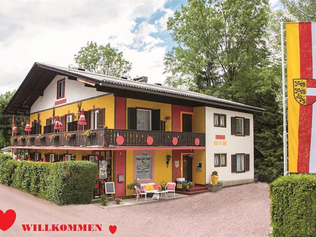 Haus am See -  Pension Stissen