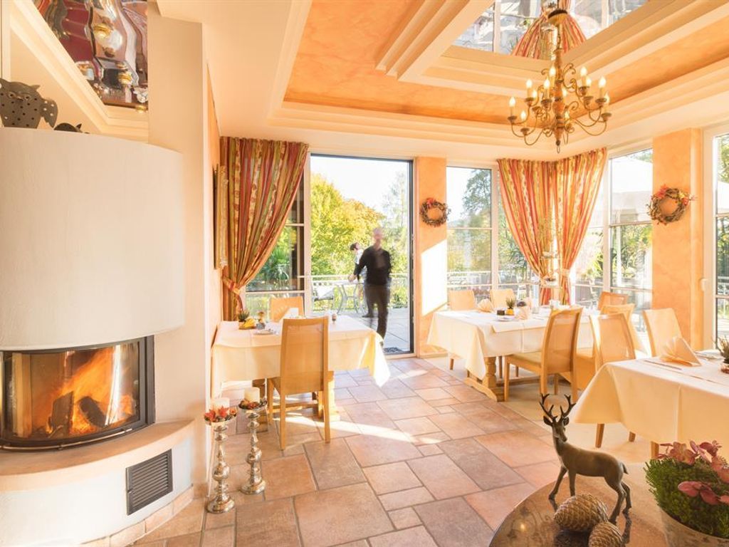 Waldhotel Felsentor