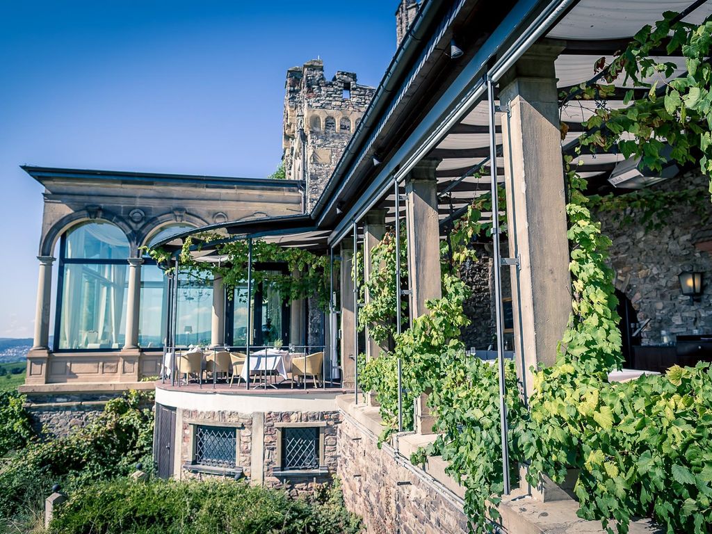 Hotel Burg Schwarzenstein