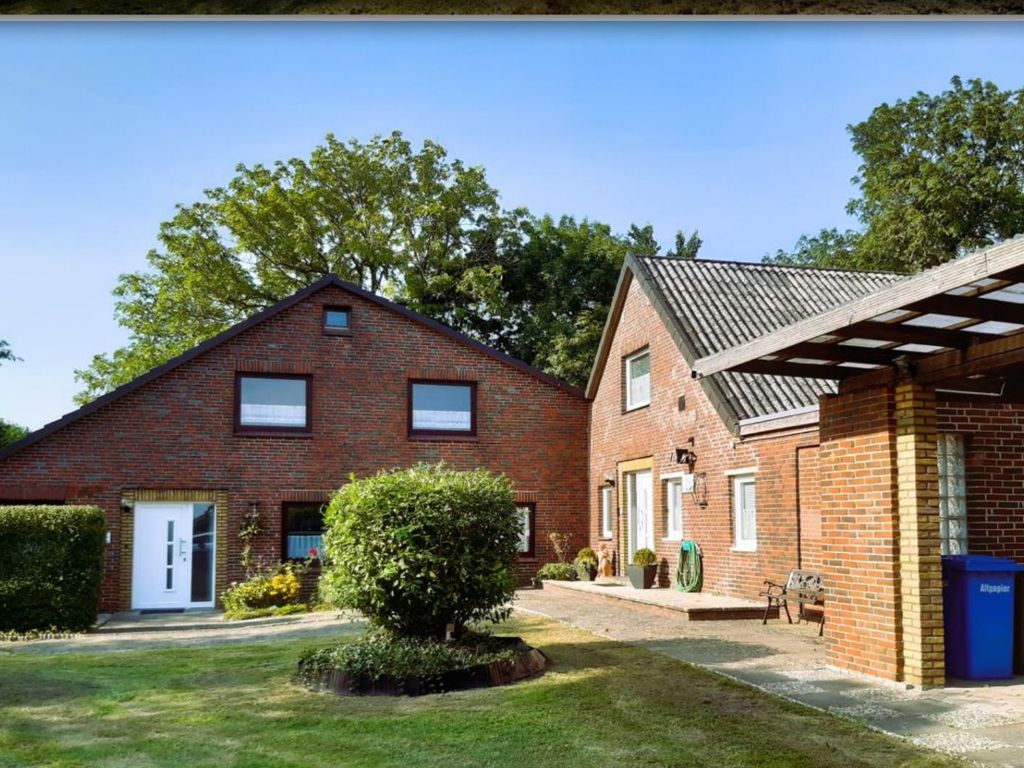 Ferienwohnung "Pfoten & Komfort"