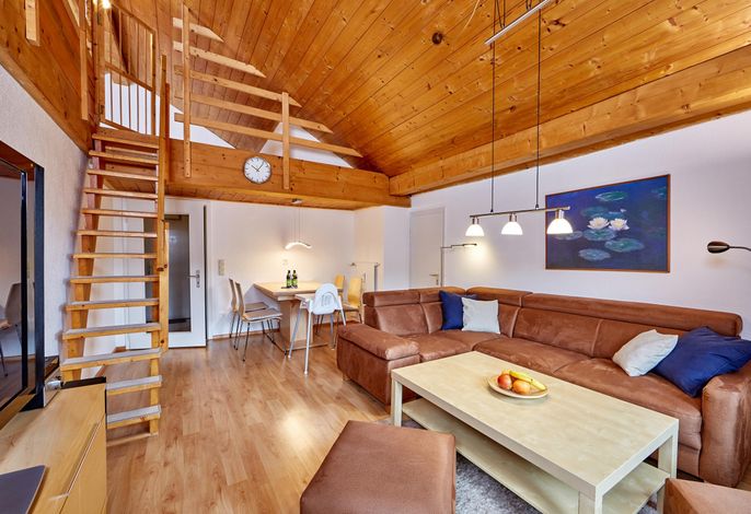 Sunny Ammer Suite