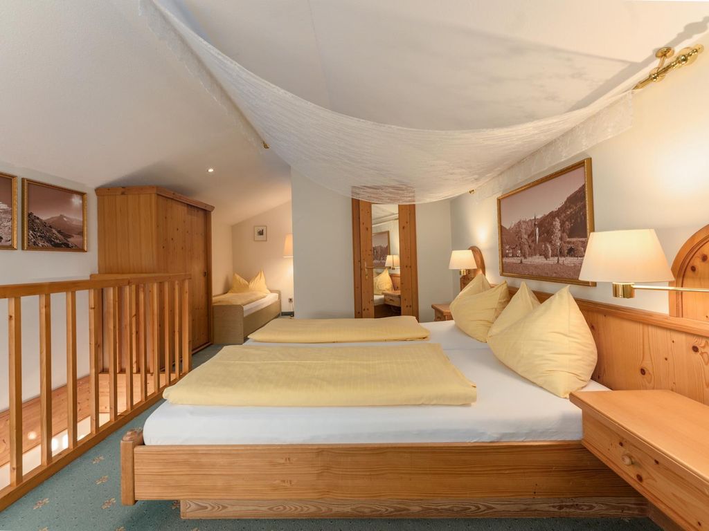 Hotel Lebzelter