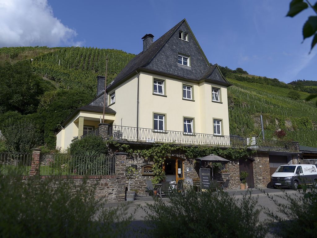 Weingut & Gästehaus Otto Melchiors