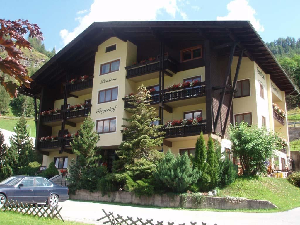 Pension Trojerhof