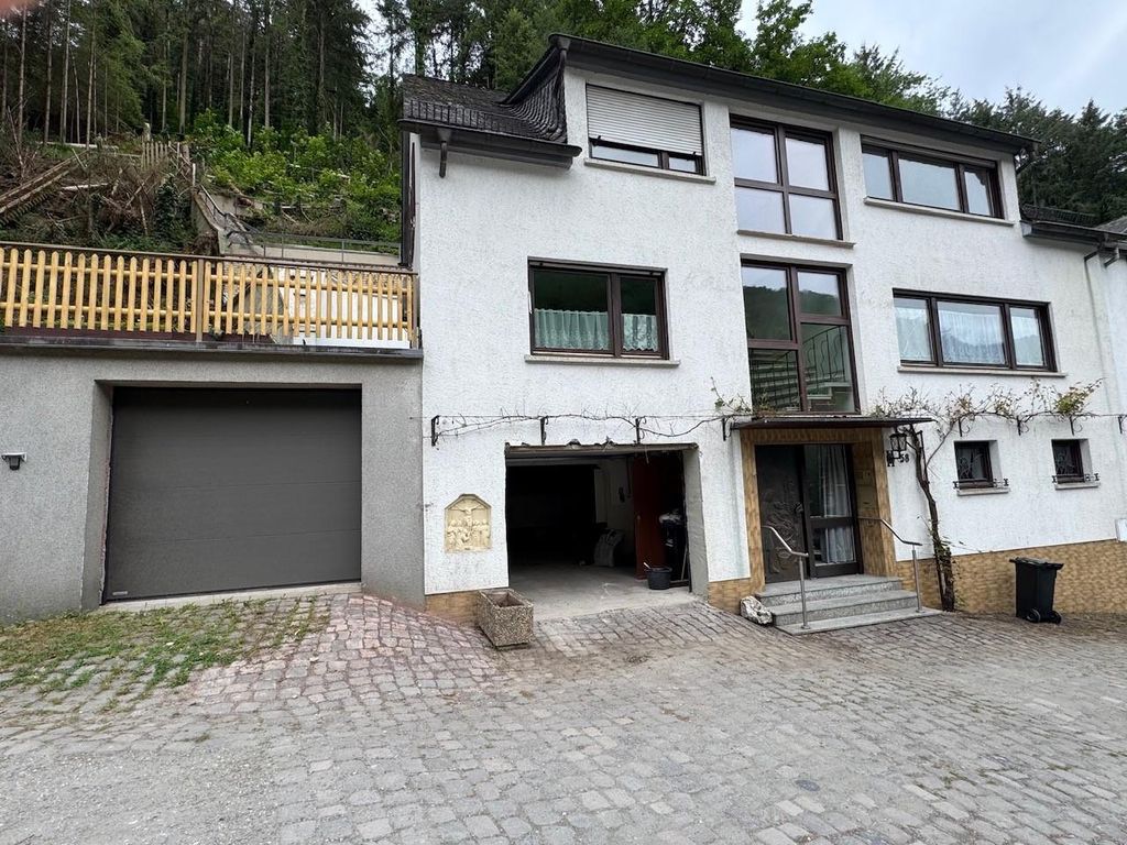 Ferienhaus zum Wasserfall