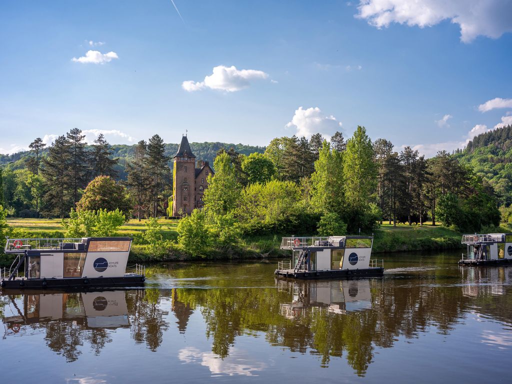 Schwimmende Ferienwohnung auf der Saar