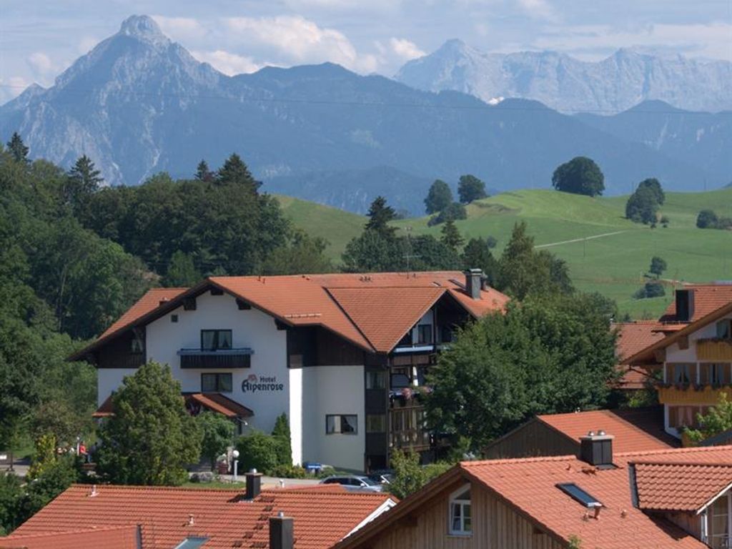 Alpenrose, Akzenthaus