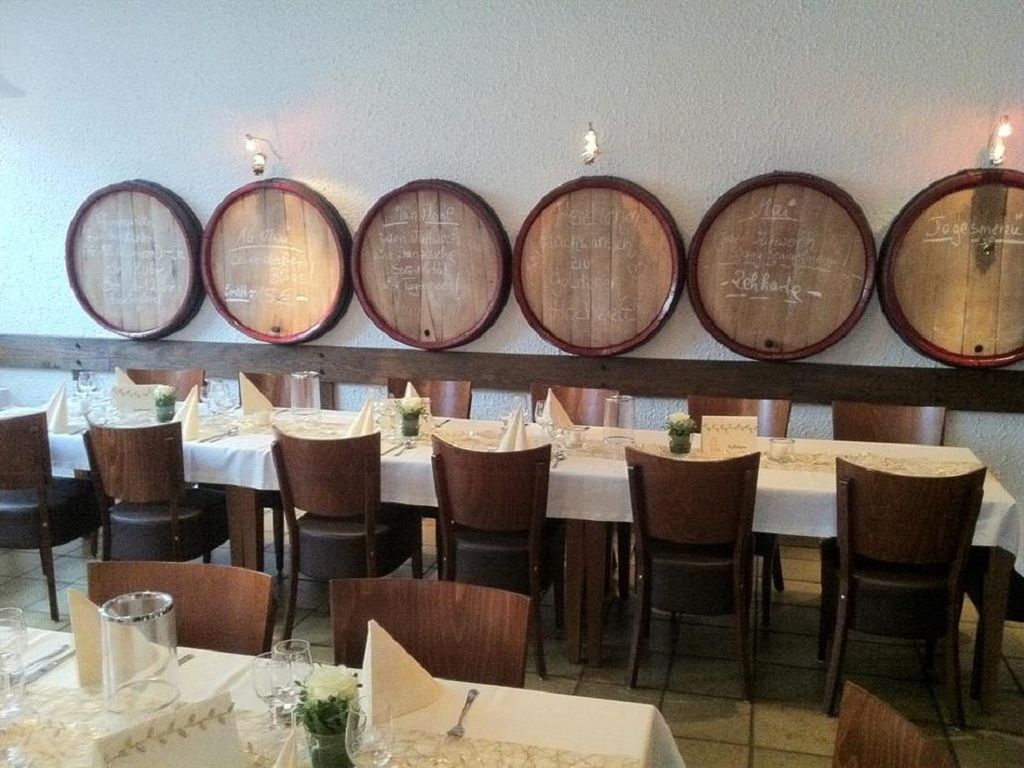 Gästehaus-Gasthof "Wein im Turm"