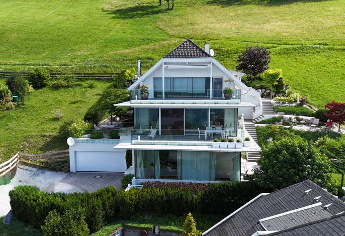 Weisse Villa am Millstätter See