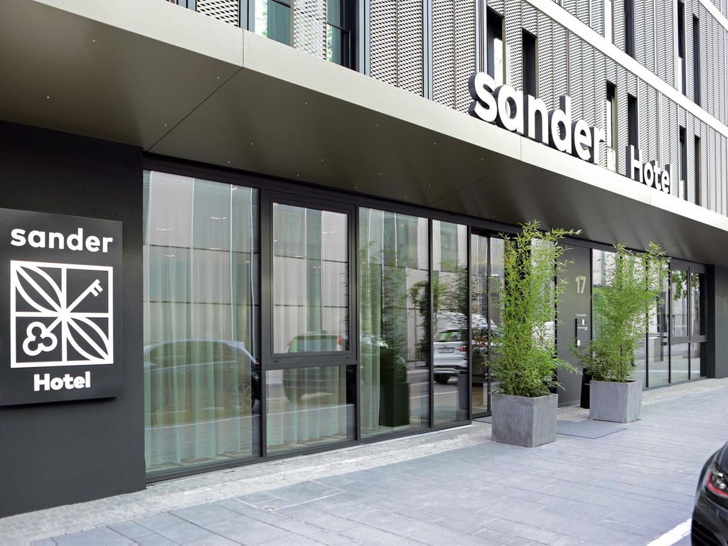 sander Hotel