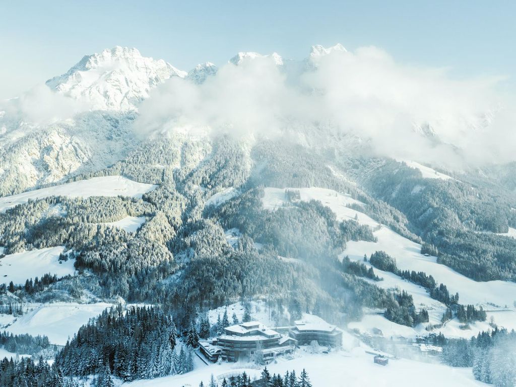 Holzhotel Forsthofalm