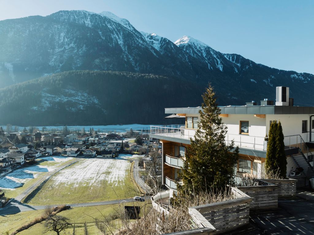 Herzblut by Peak Stay
