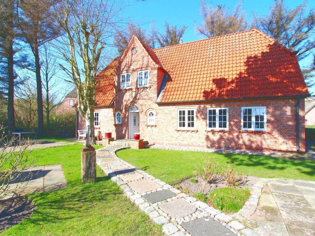 Haus Nis Taken