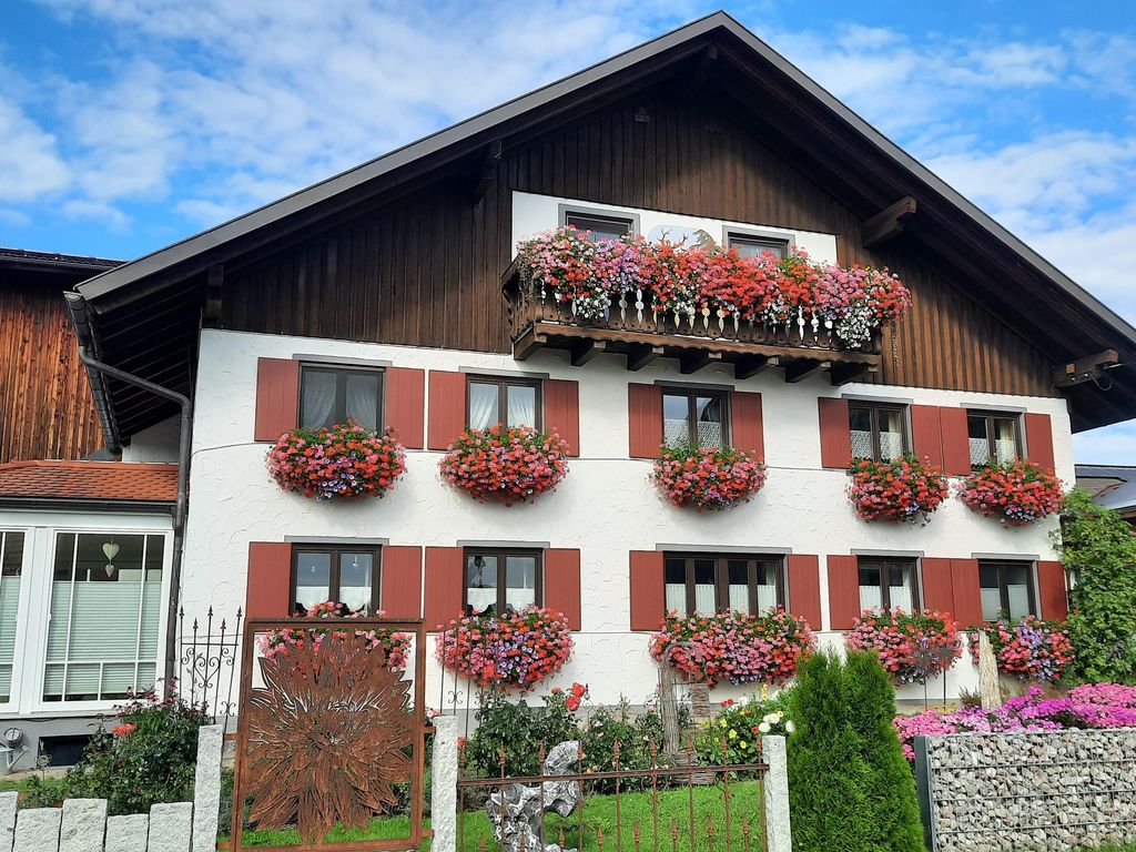 Böck, Haus