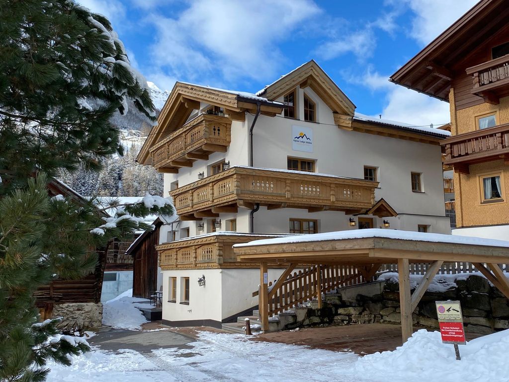 Alpine Lodge Sölden