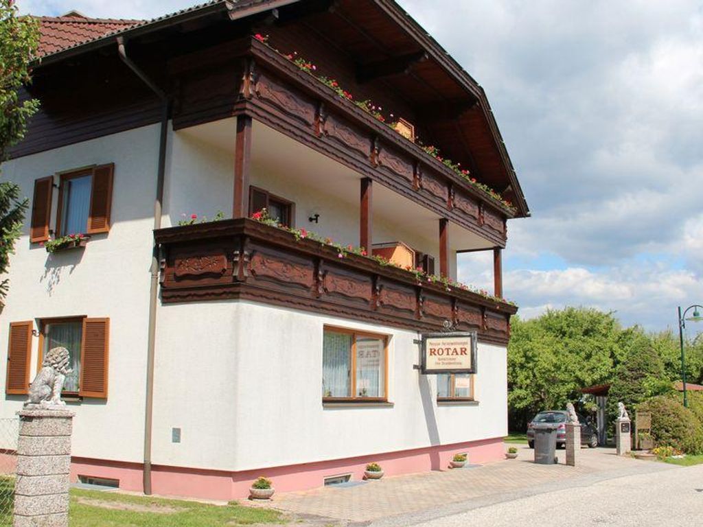 Pension-Ferienwohnungen Rotar