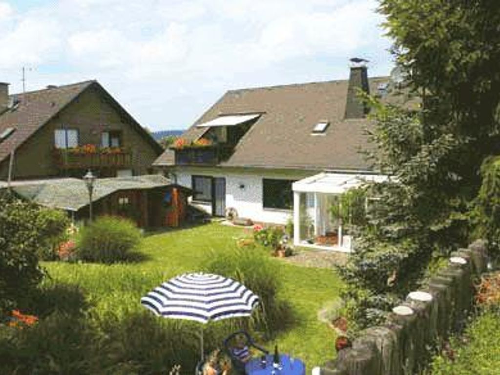 Am Akazieneck - FEWO Flieg