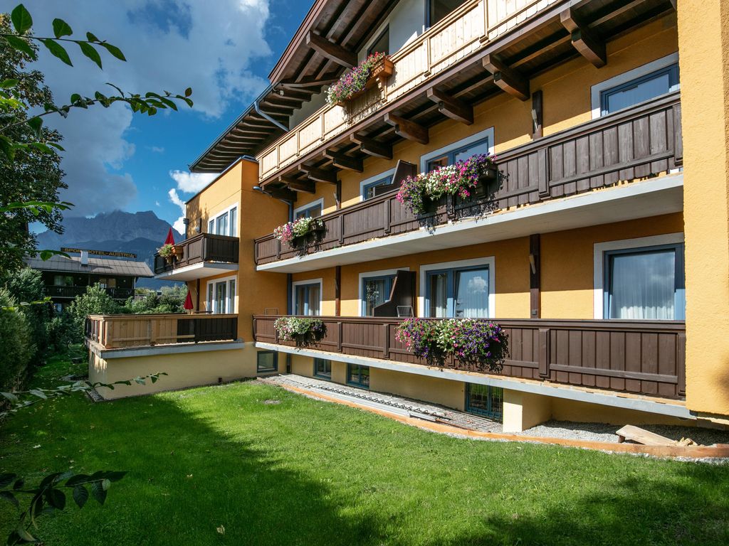 Appart Hotel Amadeus