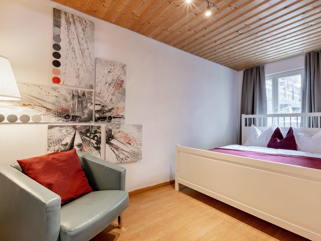 SKA Haus
