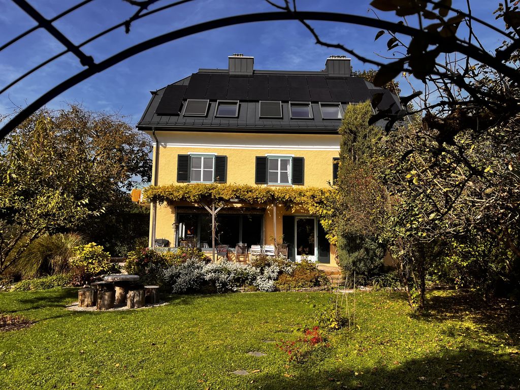 Penthouse mit Garten bei Salzburg