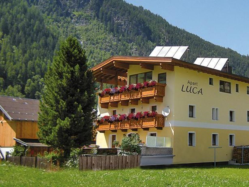 Apart Luca