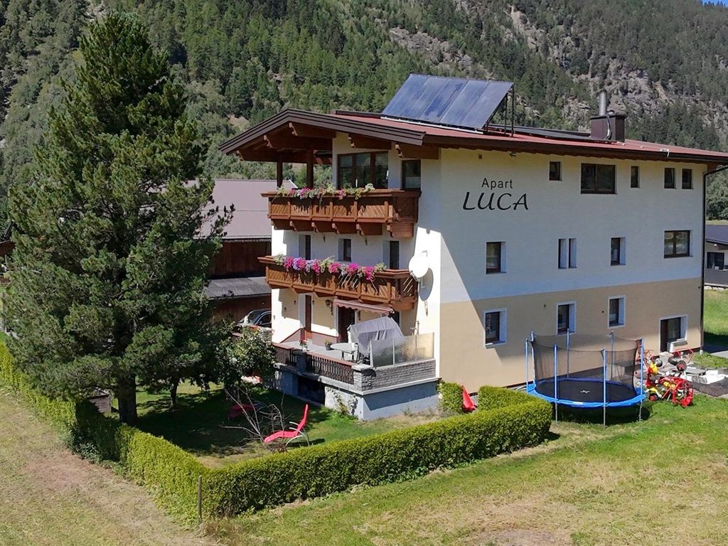 Apart Luca