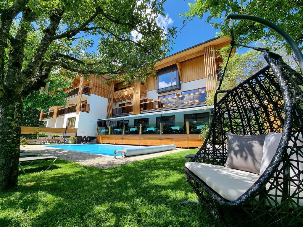Alpina, **** Hotel