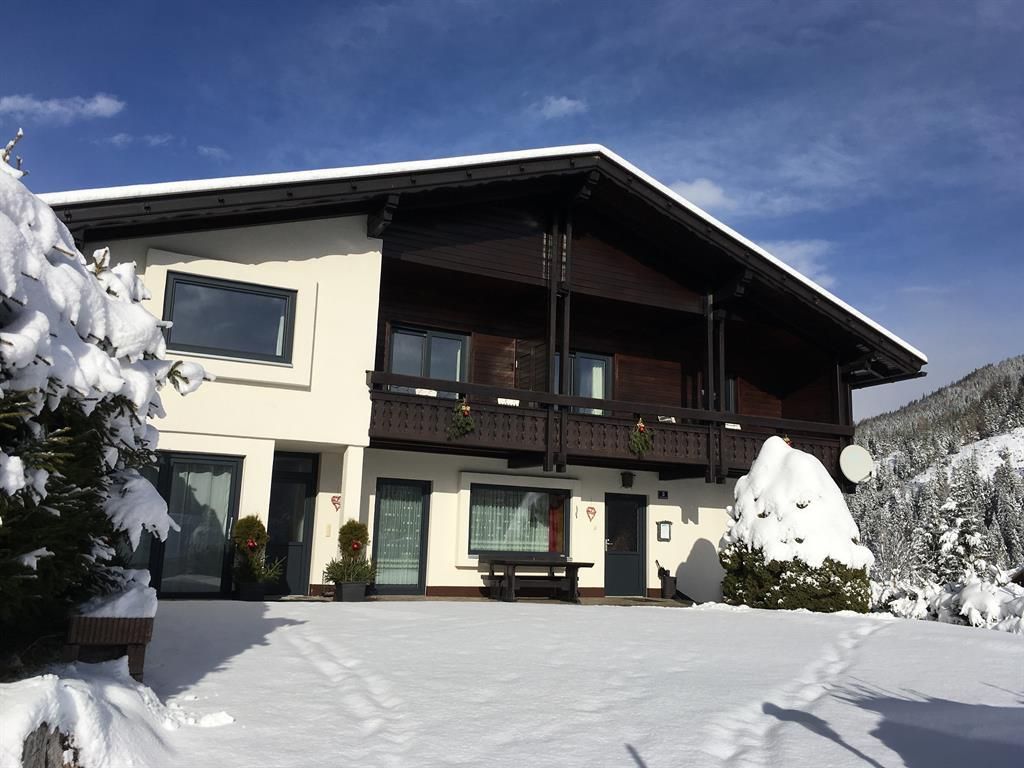 Appartement Latschen & Ferienhaus a.d. Nockalmbahn