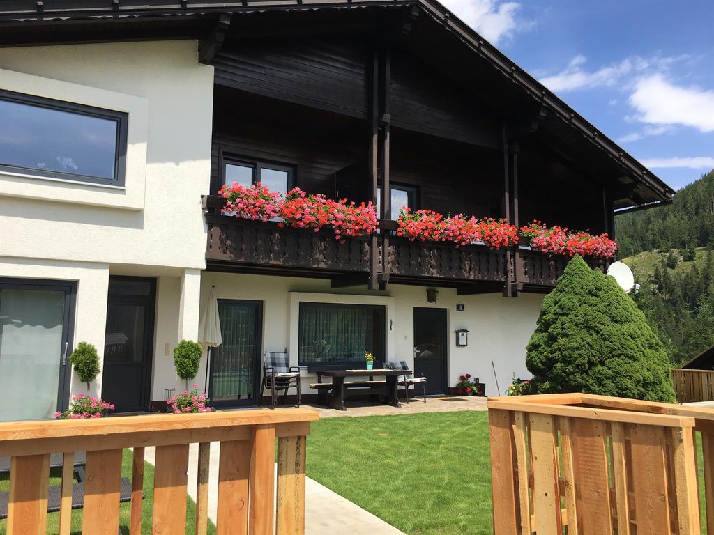 Appartement Latschen & Ferienhaus a.d. Nockalmbahn