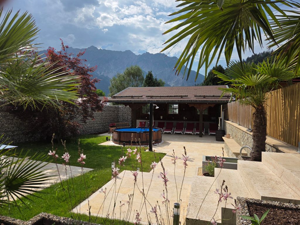 Pension Monteneu
