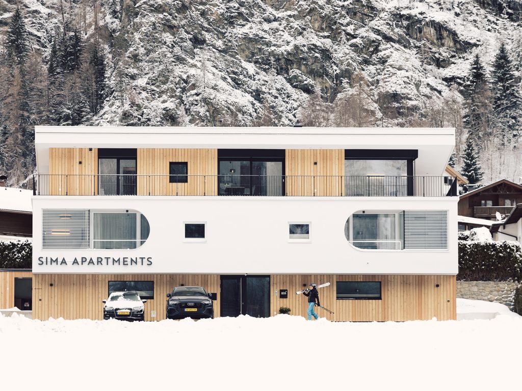 SIMA APARTMENTS