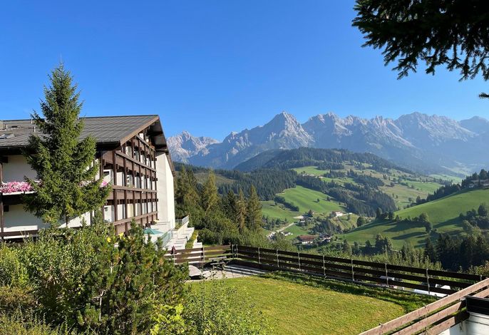 Appartement/Fewo, Dusche und Bad, WC, Bergseite
