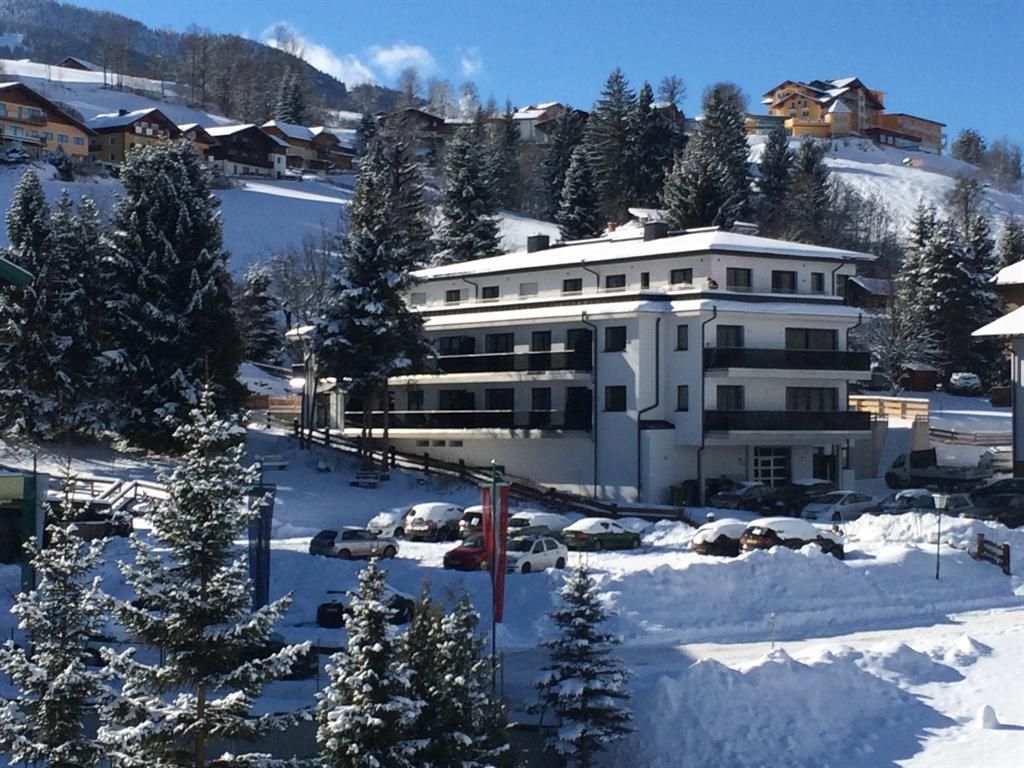 APPARTEMENT PLANAI WEST