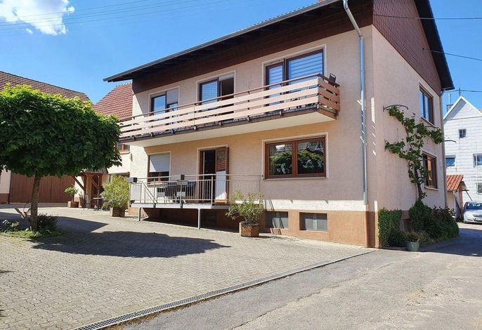 Appartement/Fewo, Dusche u. Bad, WC, 2 Schlafräume