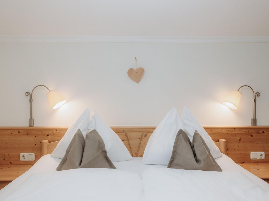 Hotel-Pension Krone