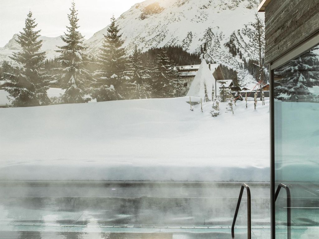 Arlberg, Hotel